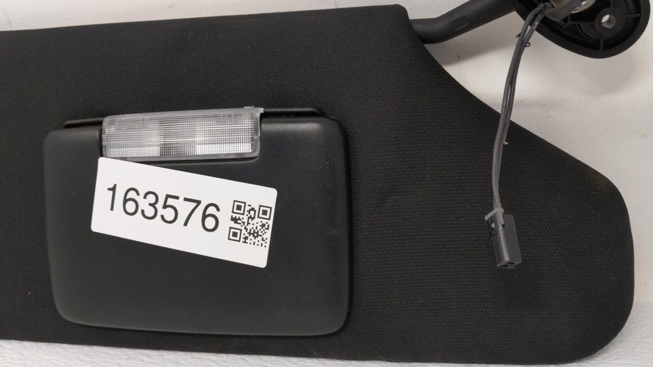 2011-2014 Chrysler 200 Sun Visor Shade Replacement Passenger Right Mirror Fits Fits 2011 2012 2013 2014 OEM Used Auto Parts 