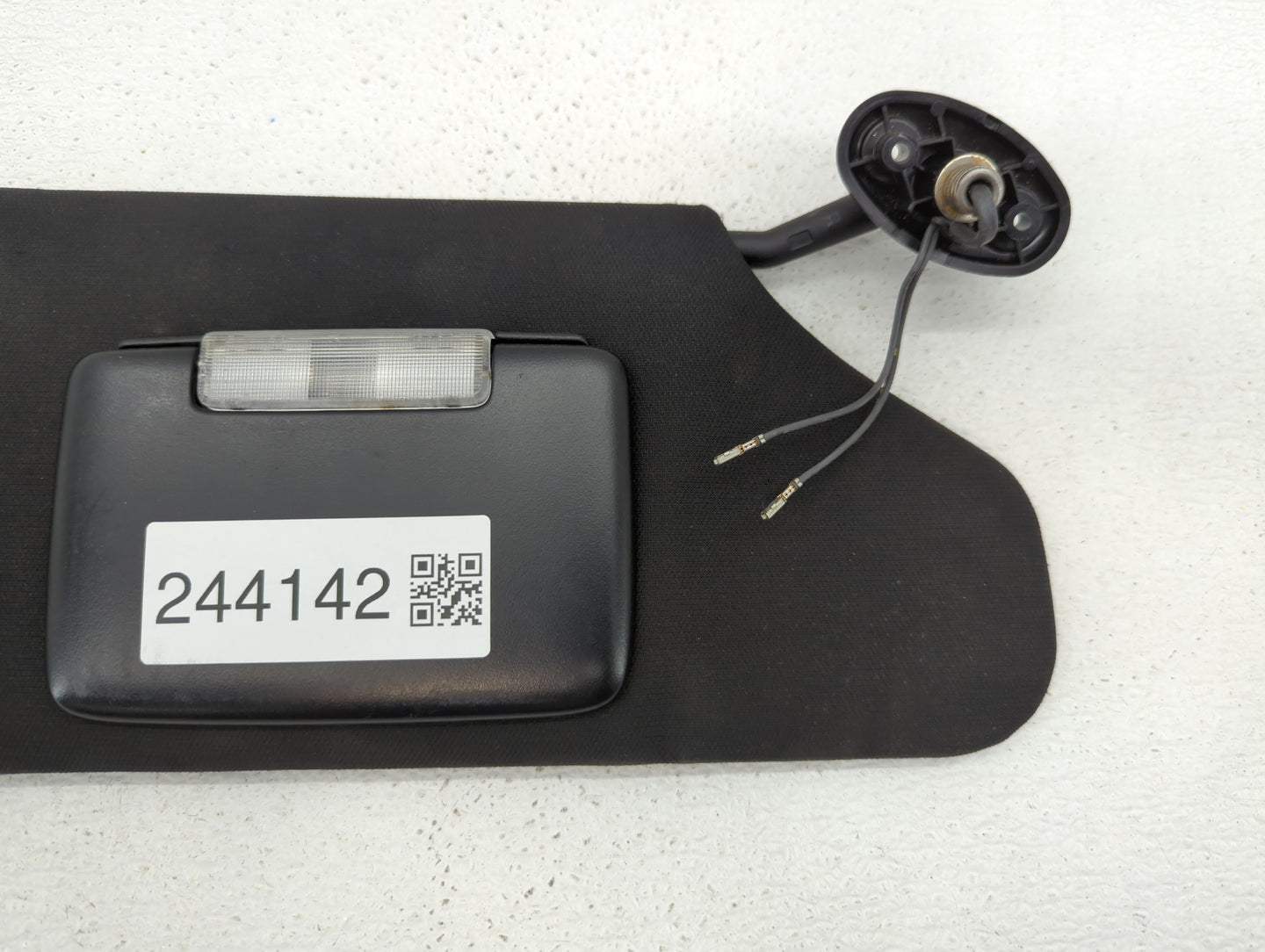 2011-2014 Chrysler 200 Sun Visor Shade Replacement Passenger Right Mirror Fits Fits 2011 2012 2013 2014 OEM Used Auto Parts 