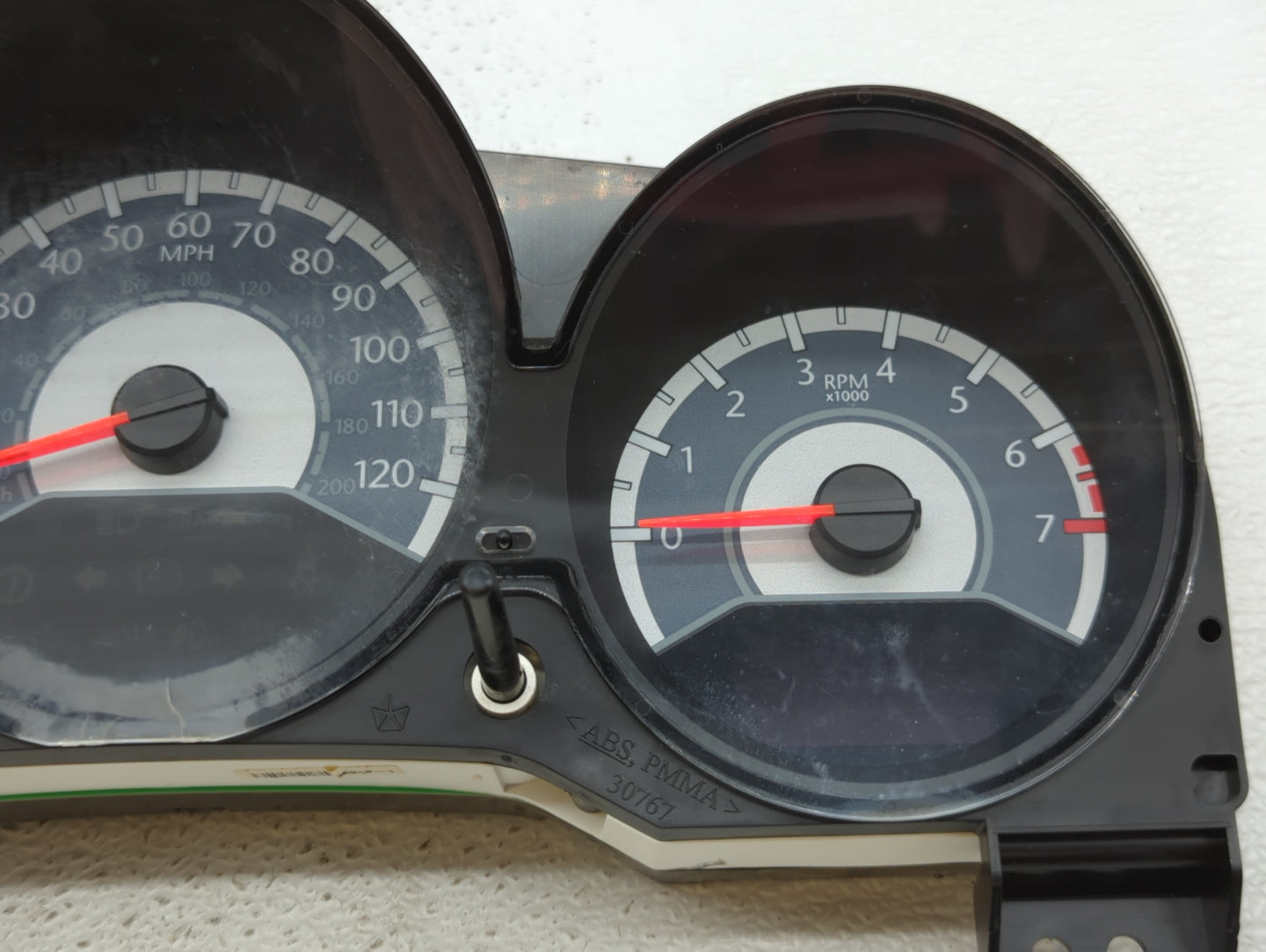 2011-2014 Chrysler 200 Instrument Cluster Speedometer Gauges P/N:P56046514AH Fits Fits 2011 2012 2013 2014 OEM Used Auto Par