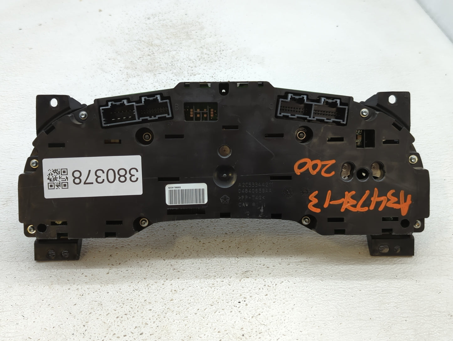 2011-2014 Chrysler 200 Instrument Cluster Speedometer Gauges P/N:P56046514AH Fits Fits 2011 2012 2013 2014 OEM Used Auto Par