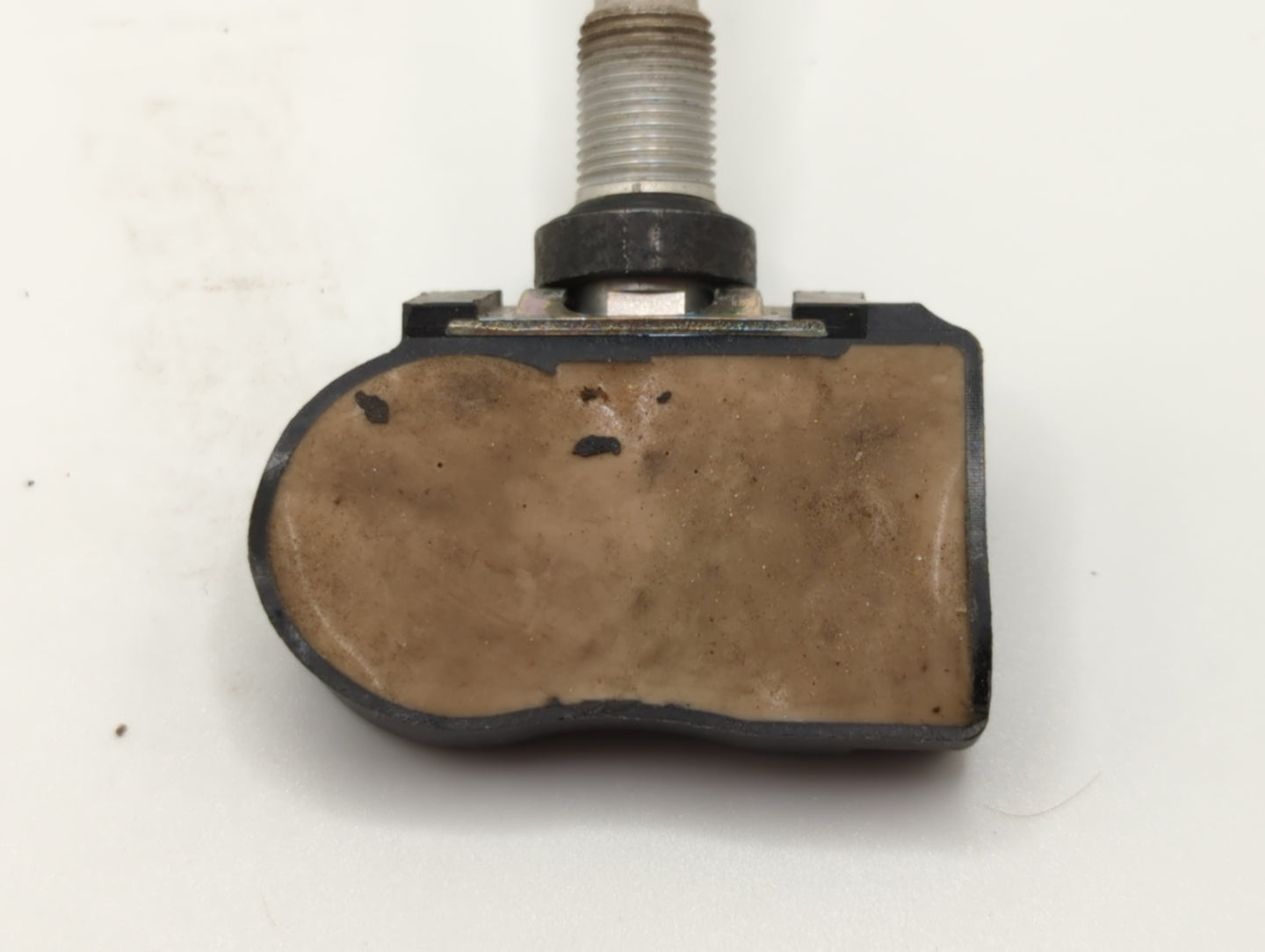 2013 Chrysler 200 Tire Pressure Monitoring System Sensor Tpms - Oemusedautoparts1.com