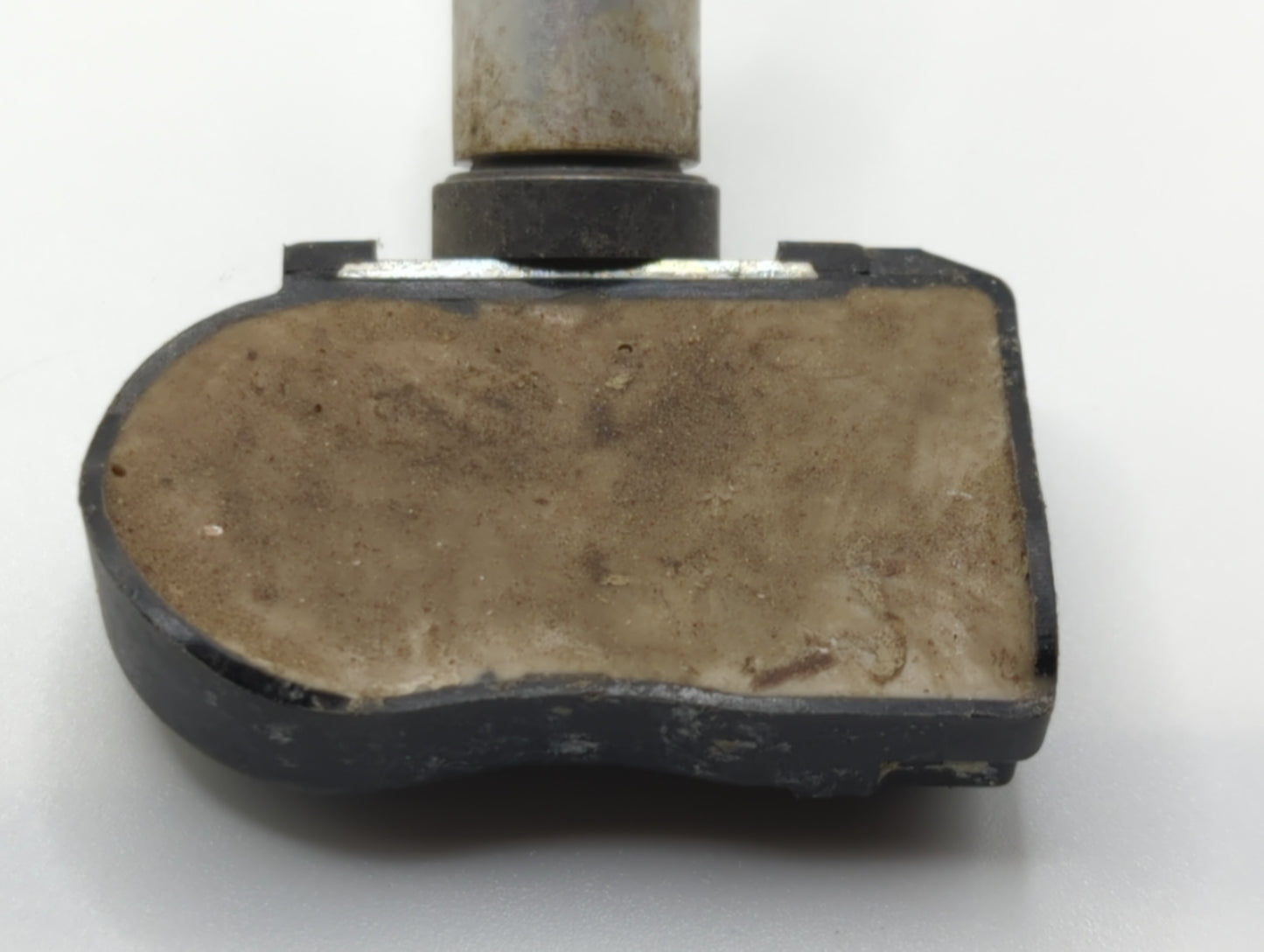2013 Chrysler 200 Tire Pressure Monitoring System Sensor Tpms - Oemusedautoparts1.com