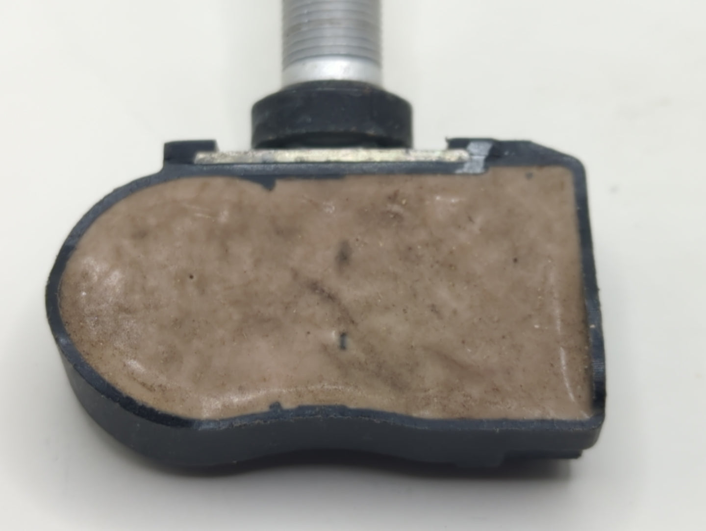 2013 Chrysler 200 Tire Pressure Monitoring System Sensor Tpms - Oemusedautoparts1.com