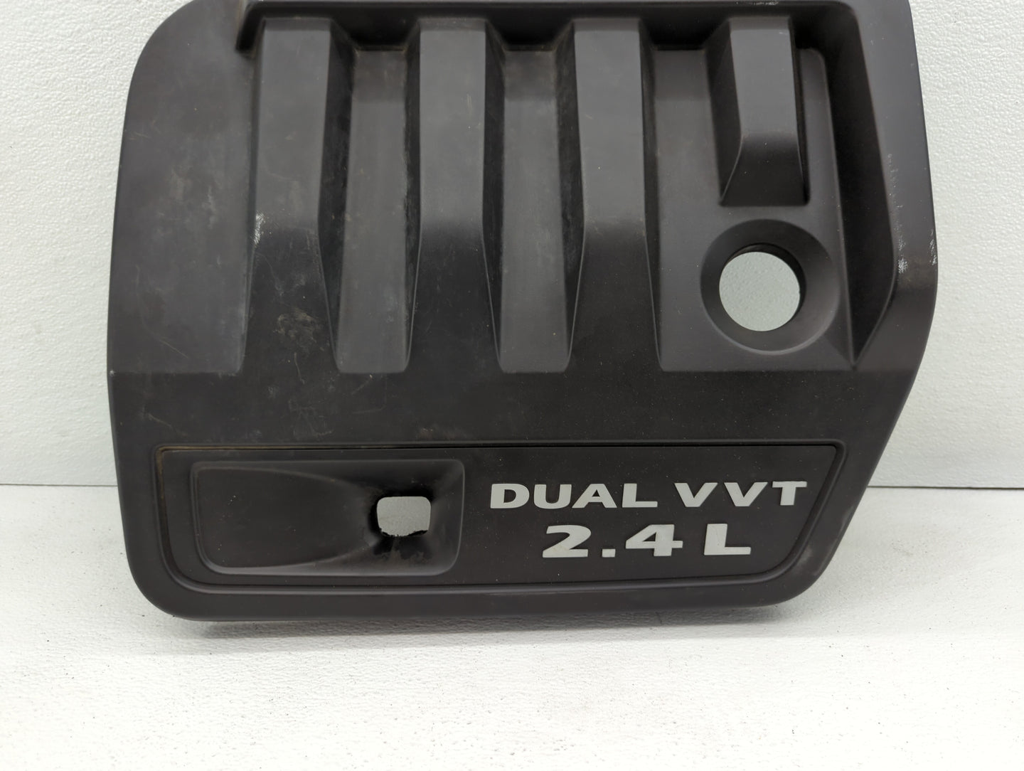 2013 Chrysler 200 Engine Cover - Oemusedautoparts1.com