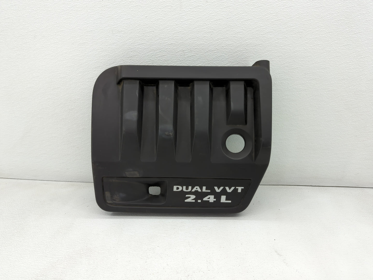 2013 Chrysler 200 Engine Cover - Oemusedautoparts1.com