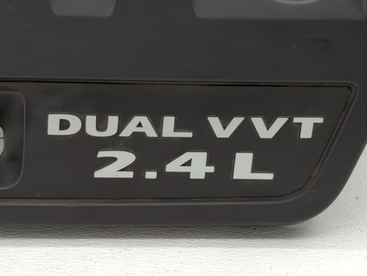 2013 Chrysler 200 Engine Cover - Oemusedautoparts1.com