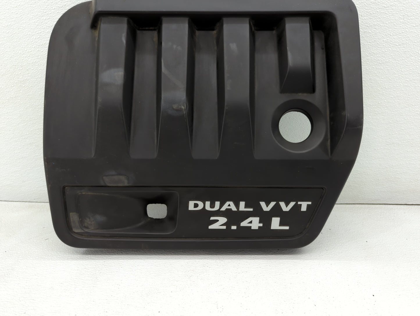 2013 Chrysler 200 Engine Cover - Oemusedautoparts1.com