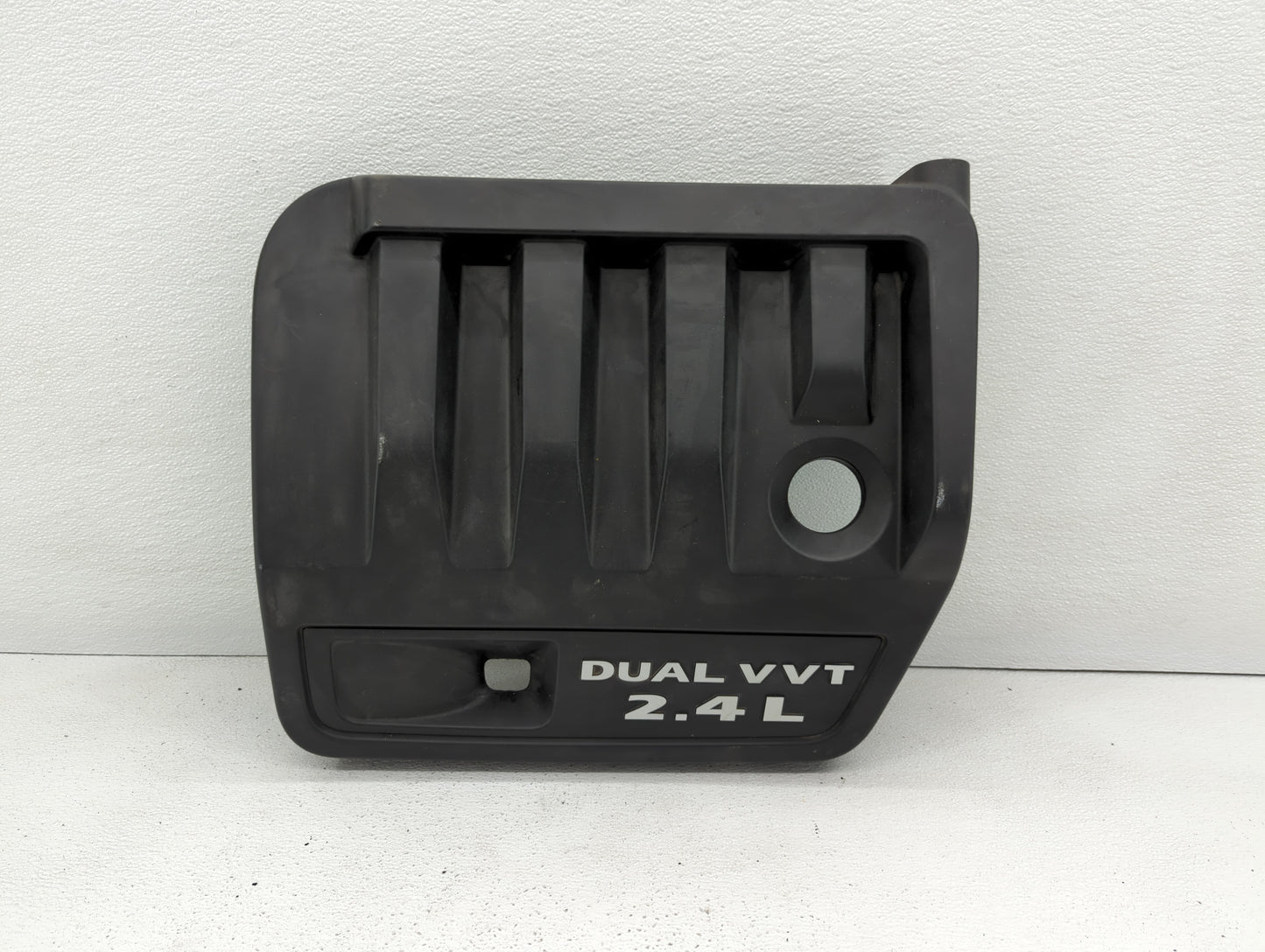 2013 Chrysler 200 Engine Cover - Oemusedautoparts1.com