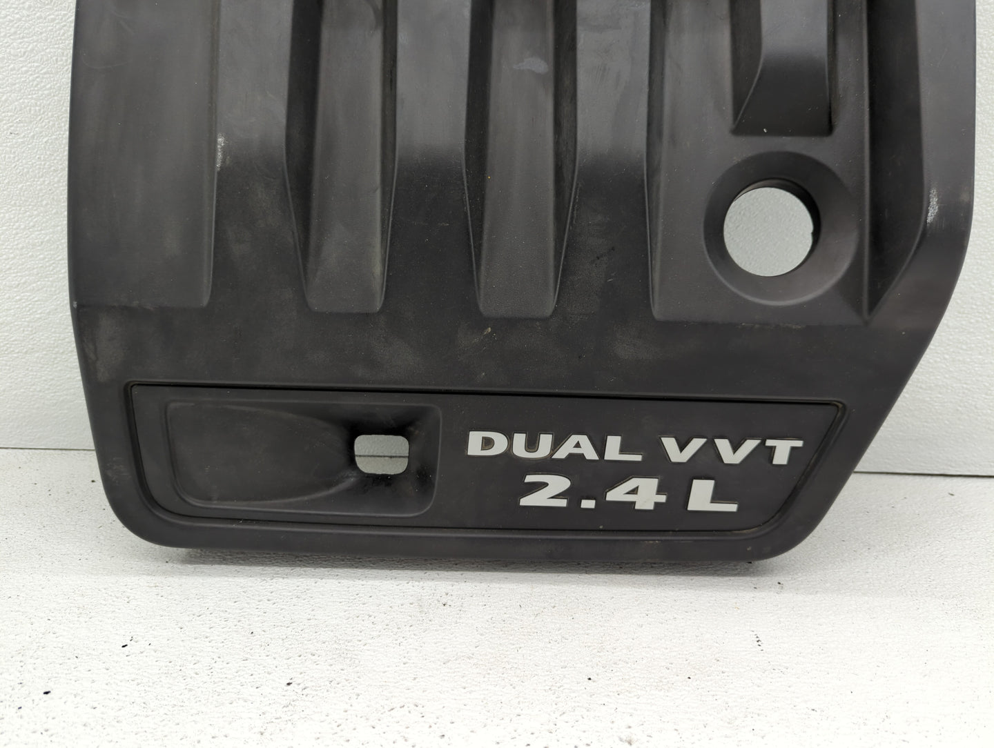 2013 Chrysler 200 Engine Cover - Oemusedautoparts1.com