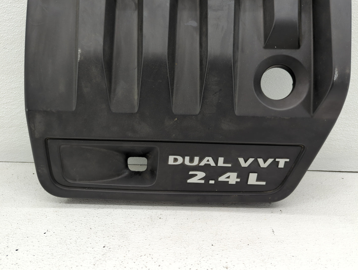 2013 Chrysler 200 Engine Cover - Oemusedautoparts1.com