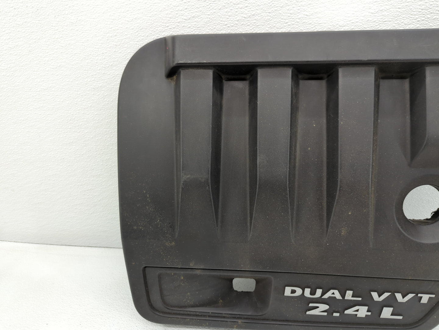 2013 Chrysler 200 Engine Cover - Oemusedautoparts1.com