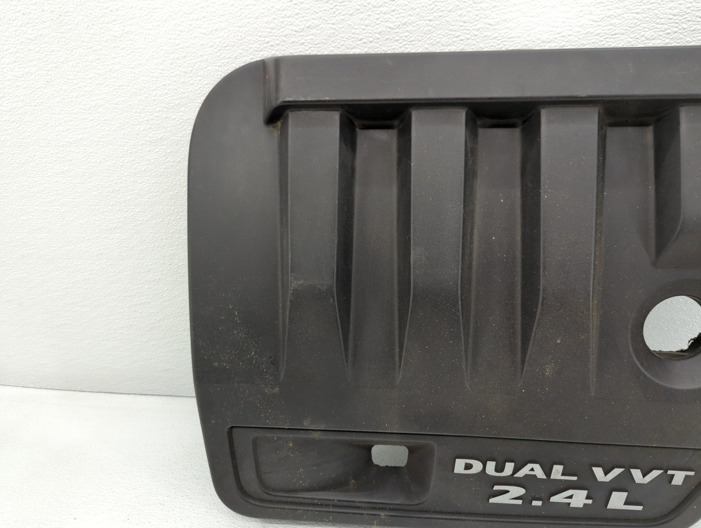 2013 Chrysler 200 Engine Cover - Oemusedautoparts1.com