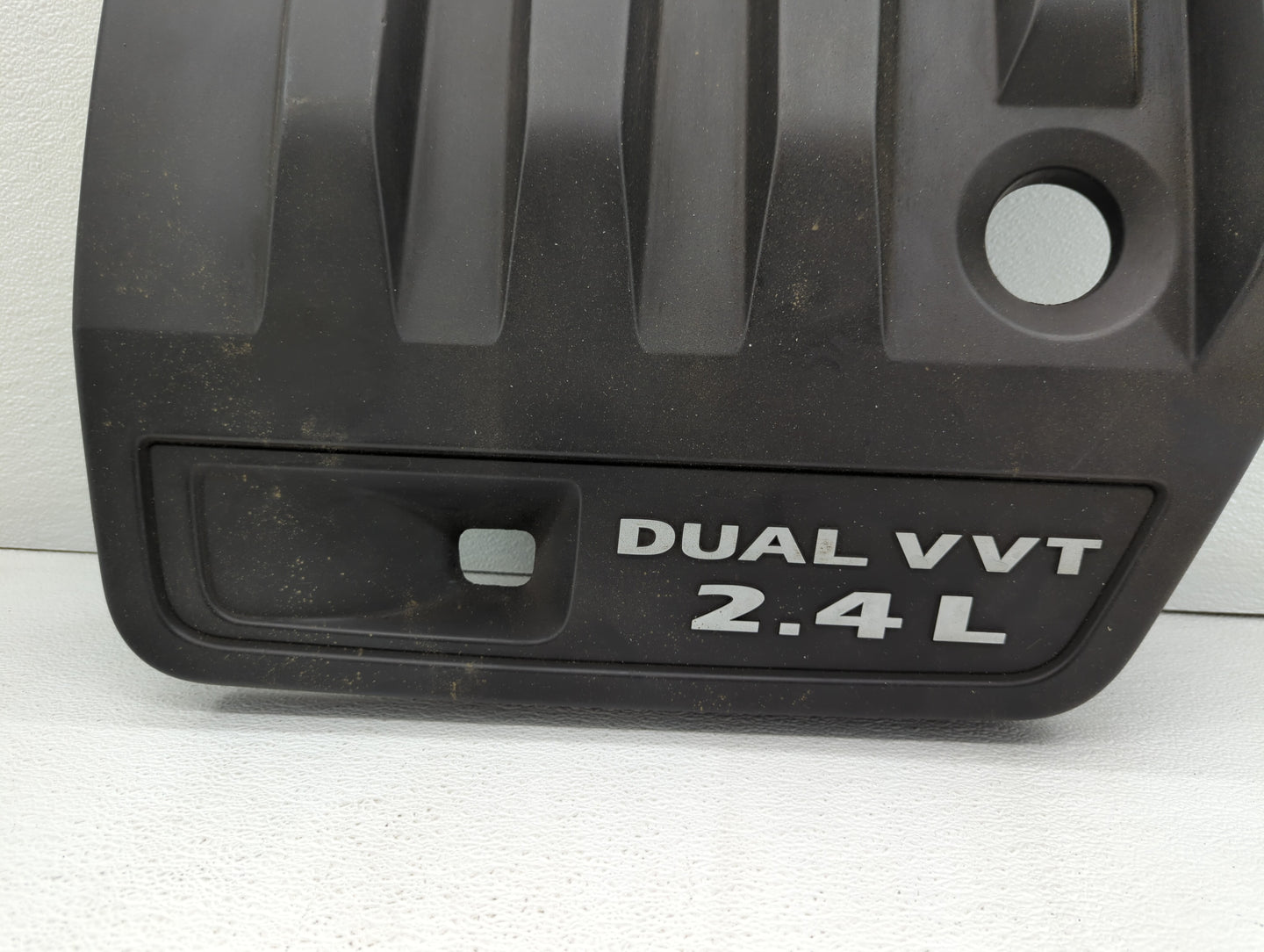 2013 Chrysler 200 Engine Cover - Oemusedautoparts1.com