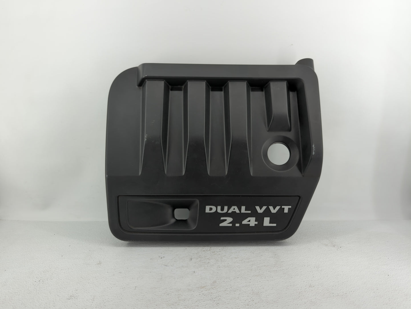 2013 Chrysler 200 Engine Cover - Oemusedautoparts1.com