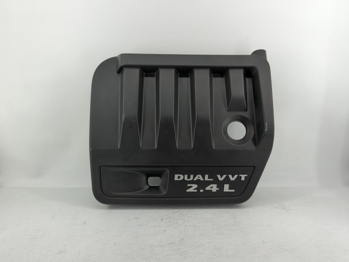 2013 Chrysler 200 Engine Cover - Oemusedautoparts1.com