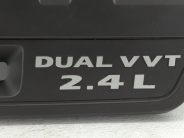 2013 Chrysler 200 Engine Cover