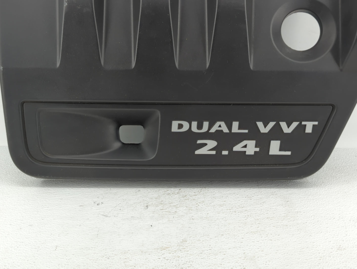 2013 Chrysler 200 Engine Cover - Oemusedautoparts1.com