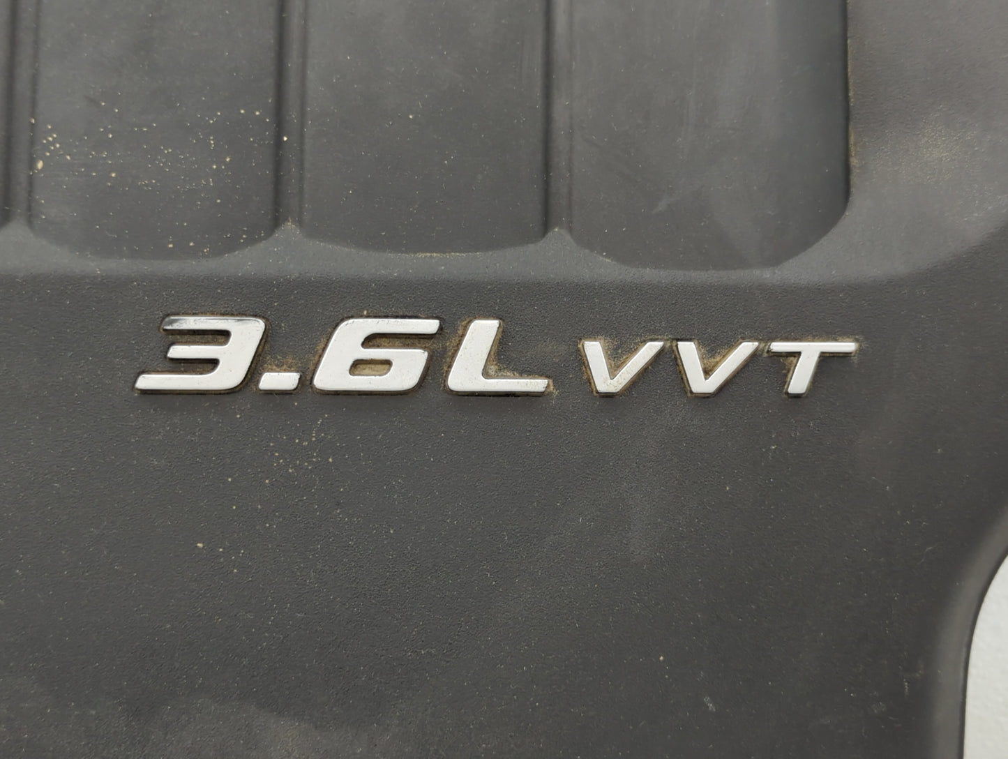 2013 Chrysler 200 Engine Cover - Oemusedautoparts1.com