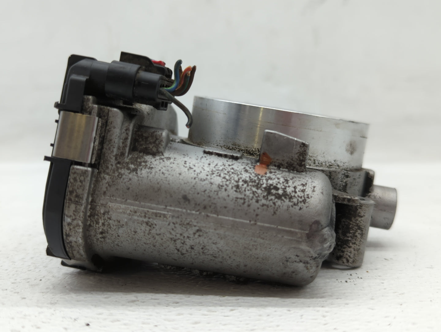 2011-2017 Chrysler 200 Throttle Body P/N:05184349AF 05184349AE Fits OEM Used Auto Parts - Oemusedautoparts1.com