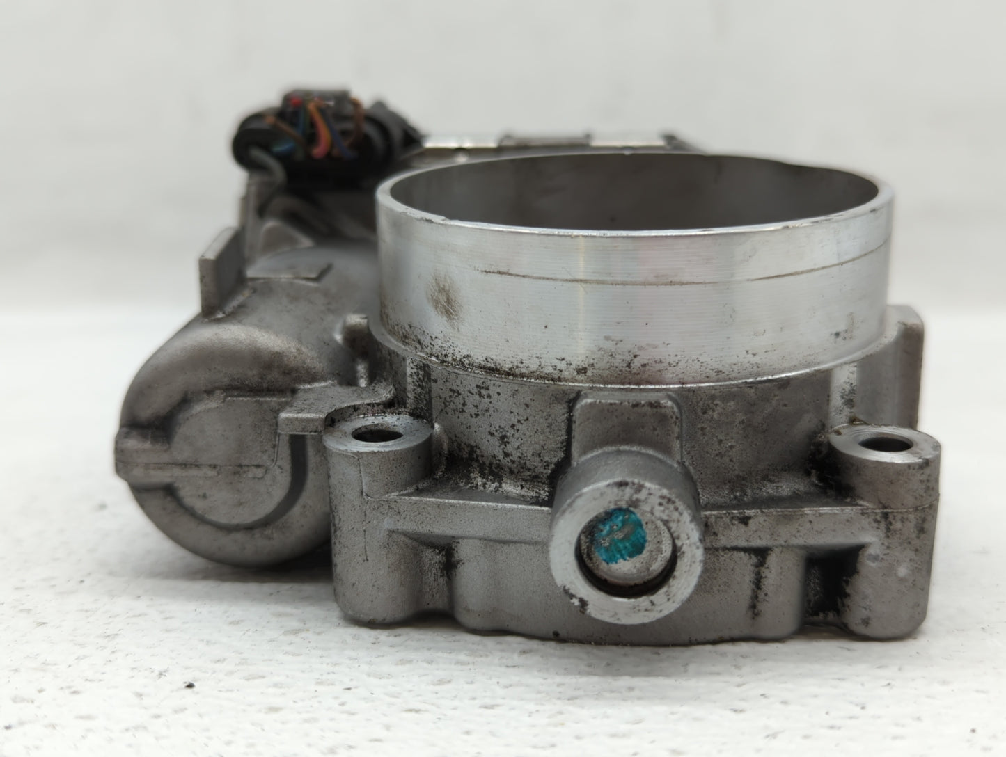 2011-2017 Chrysler 200 Throttle Body P/N:05184349AF 05184349AE Fits OEM Used Auto Parts - Oemusedautoparts1.com