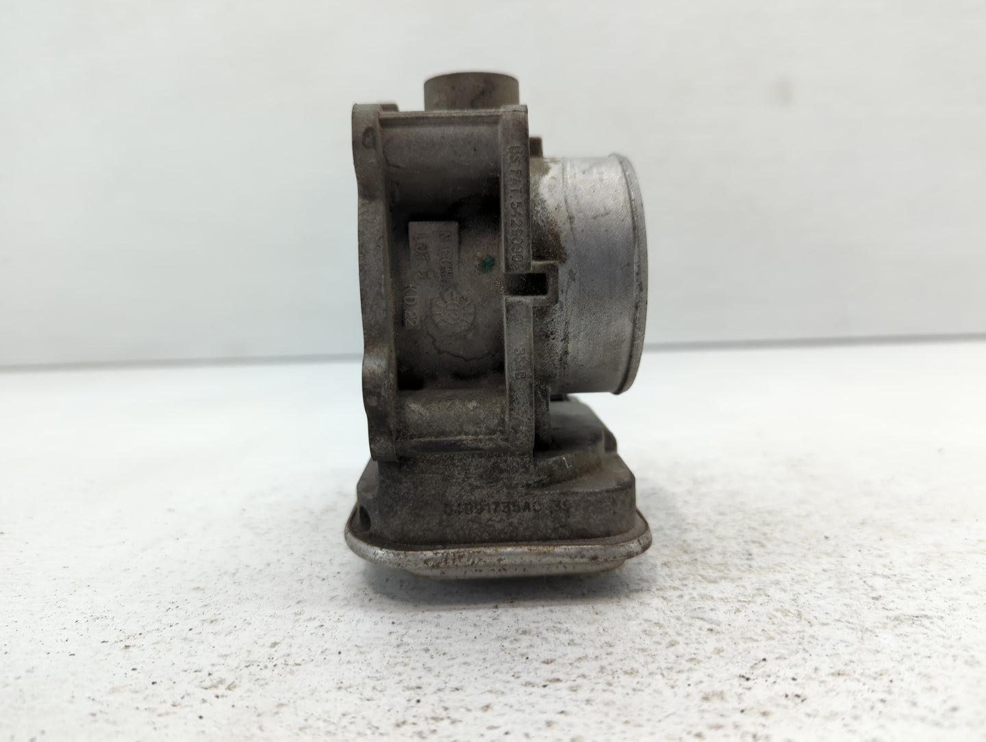 2011-2014 Chrysler 200 Throttle Body P/N:04891735AG Fits Fits 2007 2008 2009 2010 2011 2012 2013 2014 2015 2016 2017 2018 OE