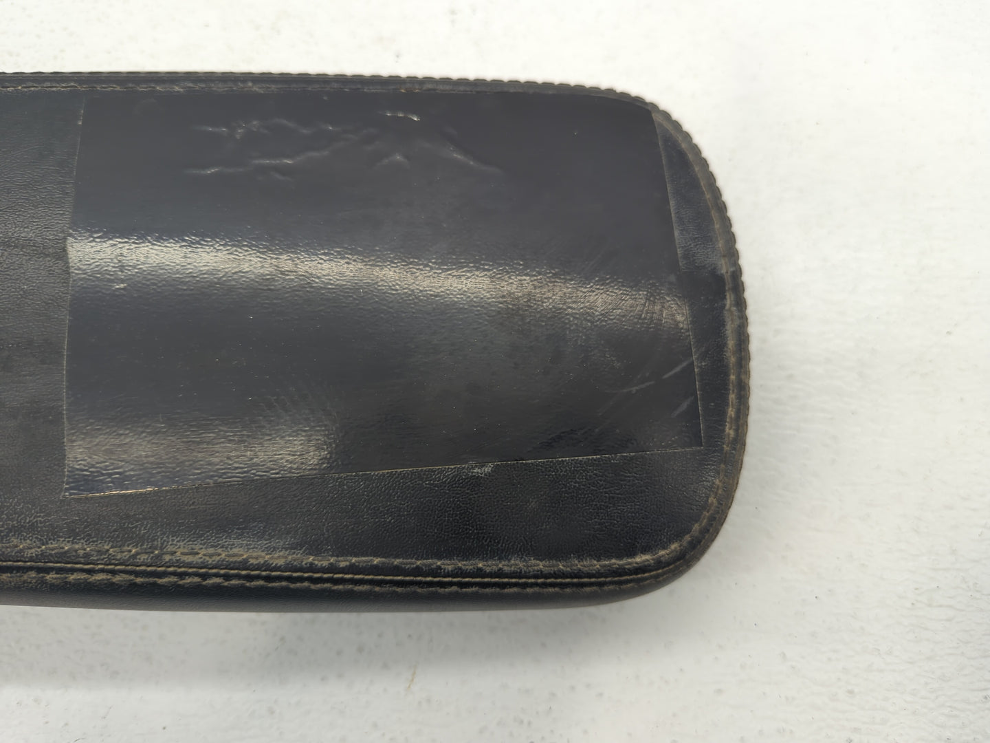 2013 Chrysler 200 Center Console Armrest Cover Lid - Oemusedautoparts1.com
