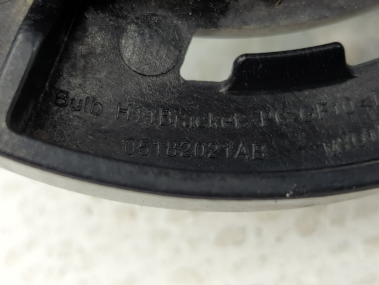 2011-2014 Chrysler 200 Passenger Right Oem Fog Light Lamp - Oemusedautoparts1.com