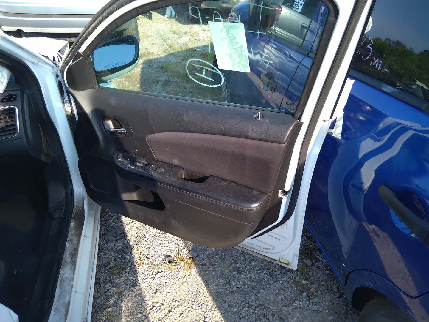 2013 Chrysler 200 Front Right Passenger Interior Door Panel Trim - Oemusedautoparts1.com