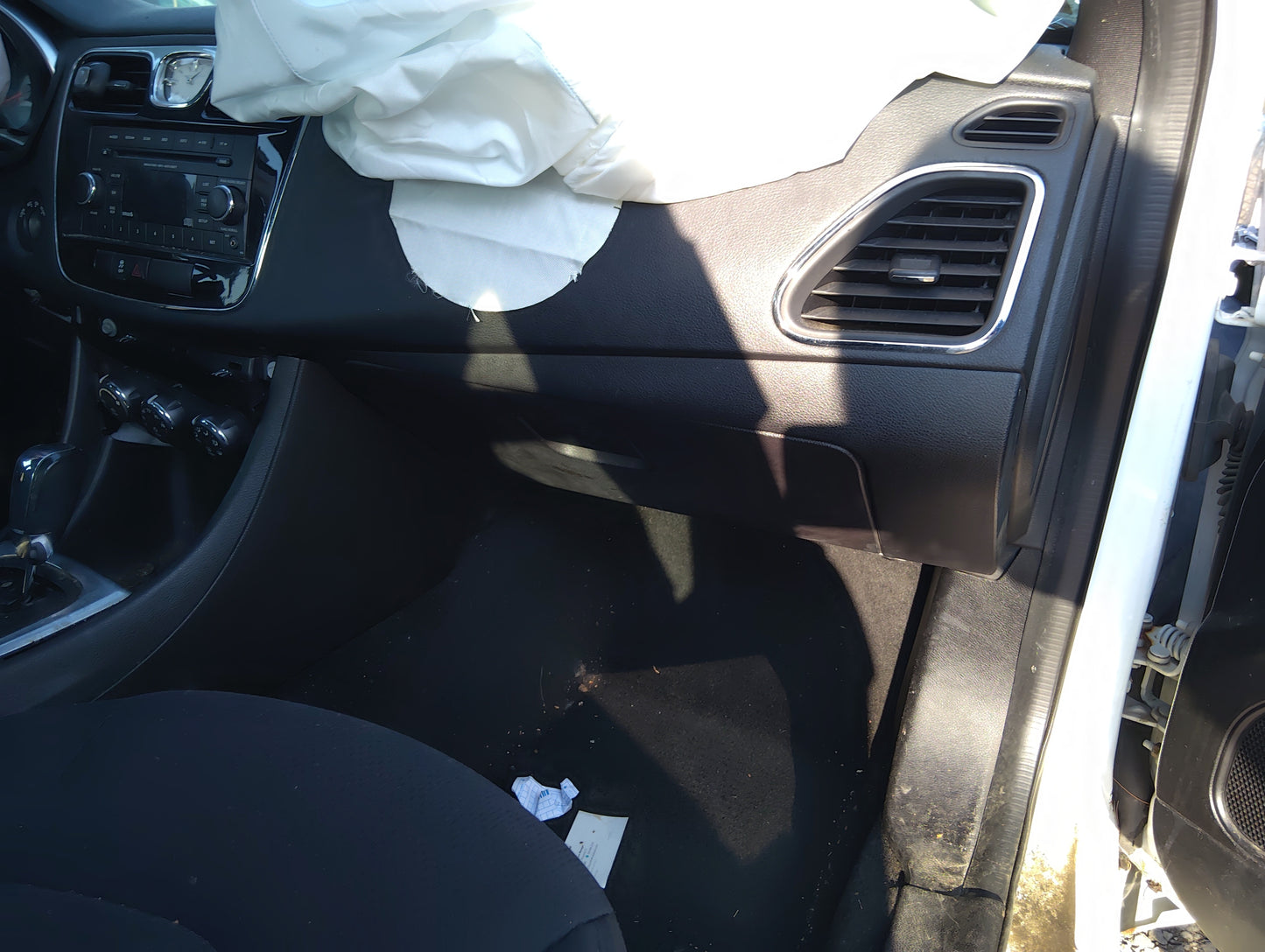 2013 Chrysler 200 Passenger Glove Box Door Storage Compartment 5040606 - Oemusedautoparts1.com