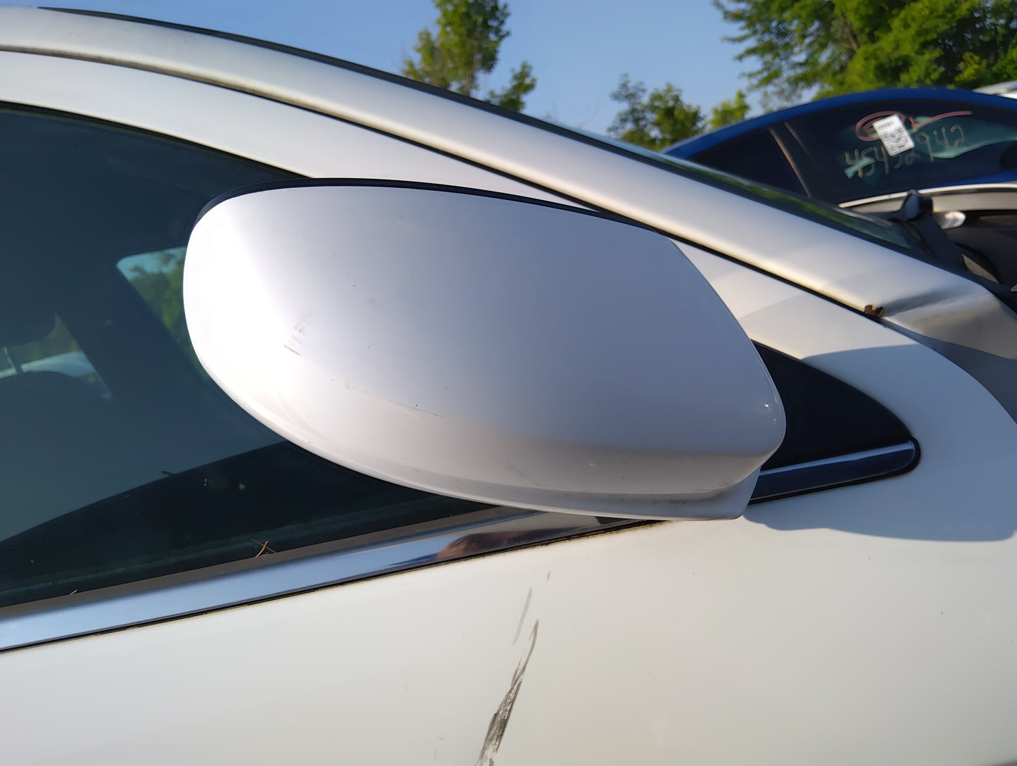 2011-2014 Chrysler 200 Passenger Side View Mirror - Right Door Mirror OEM Used - Oemusedautoparts1.com