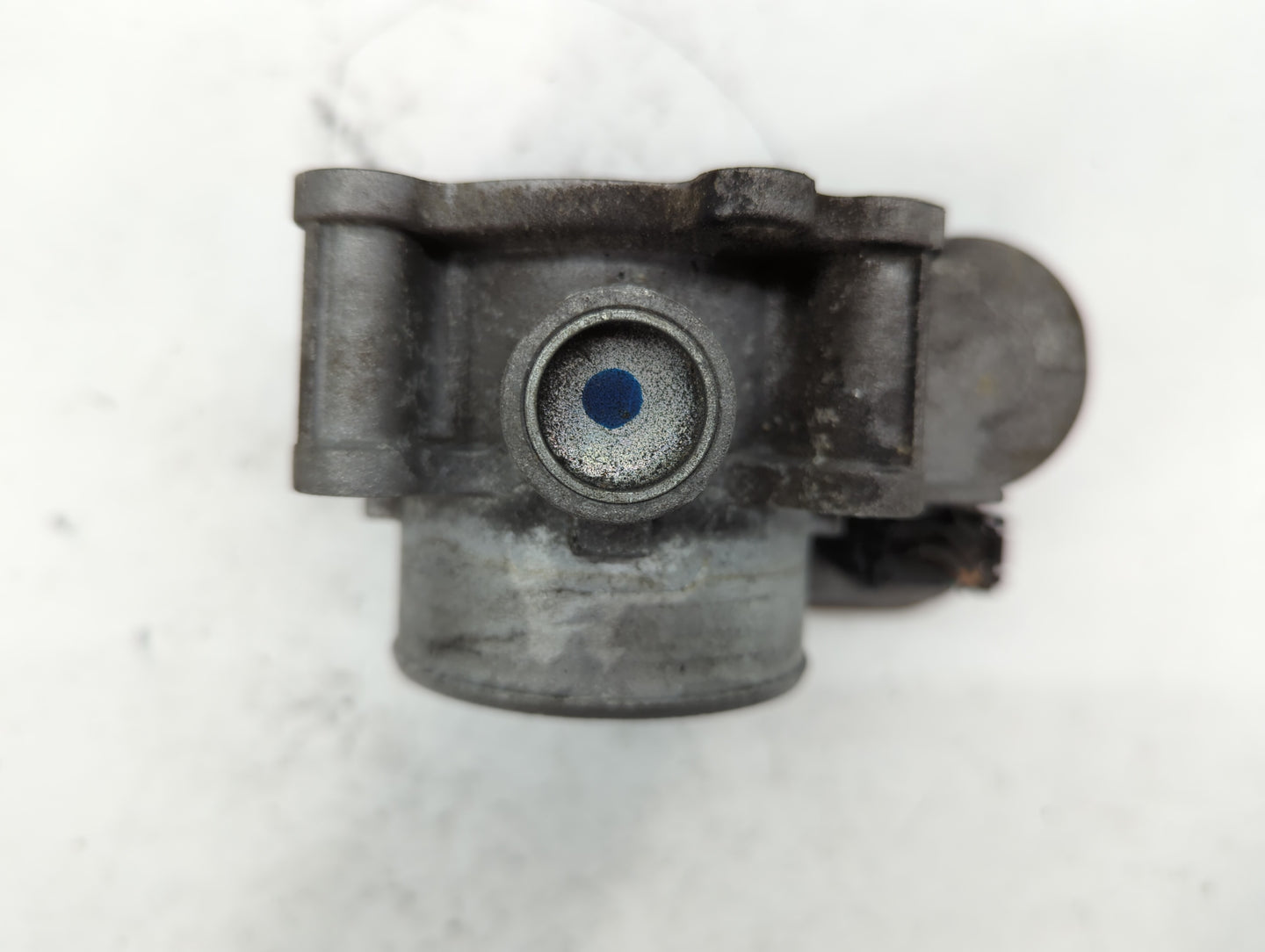 2011-2014 Chrysler 200 Throttle Body Fits Fits 2007 2008 2009 2010 2011 2012 2013 2014 2015 2016 2017 2018 OEM Used Auto Par