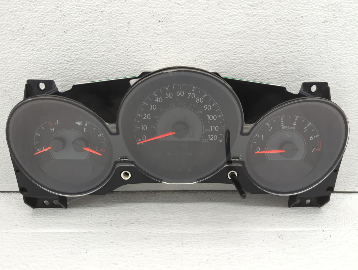 2011-2014 Chrysler 200 Instrument Cluster Speedometer Gauges P/N:P56046911AE Fits Fits 2011 2012 2013 2014 OEM Used Auto Par