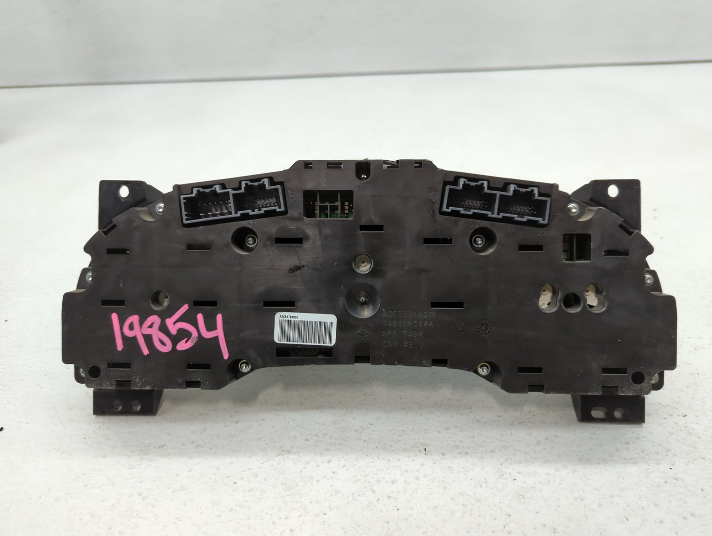 2011-2014 Chrysler 200 Instrument Cluster Speedometer Gauges P/N:P56046911AE Fits Fits 2011 2012 2013 2014 OEM Used Auto Par