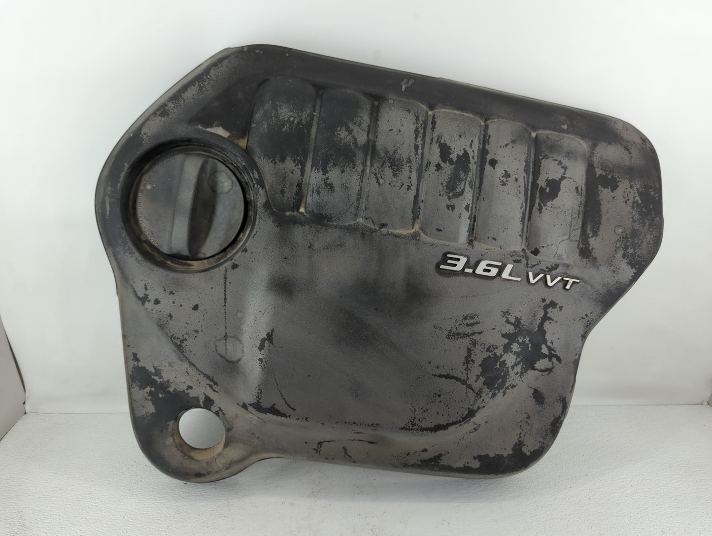 2013 Chrysler 200 Engine Cover - Oemusedautoparts1.com