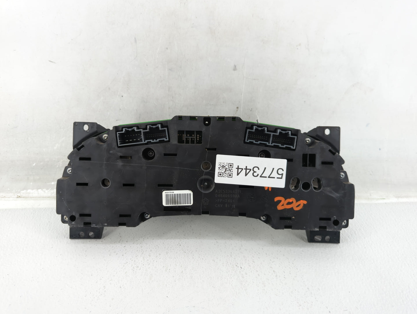 2011-2014 Chrysler 200 Instrument Cluster Speedometer Gauges P/N:P56046911AE Fits Fits 2011 2012 2013 2014 OEM Used Auto Par