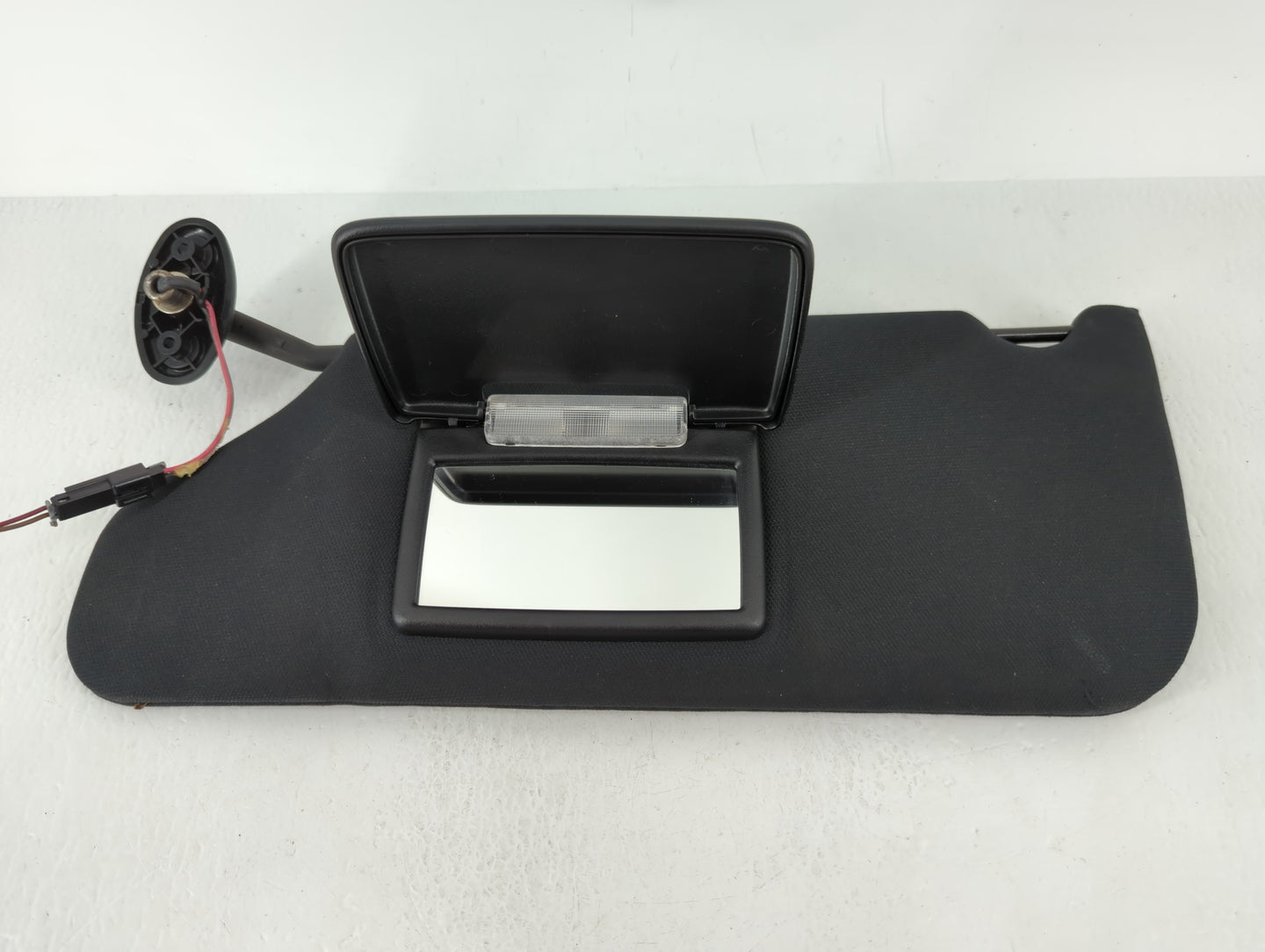 2011-2014 Chrysler 200 Sun Visor Shade Replacement Driver Left Mirror Fits Fits 2011 2012 2013 2014 OEM Used Auto Parts - Oe