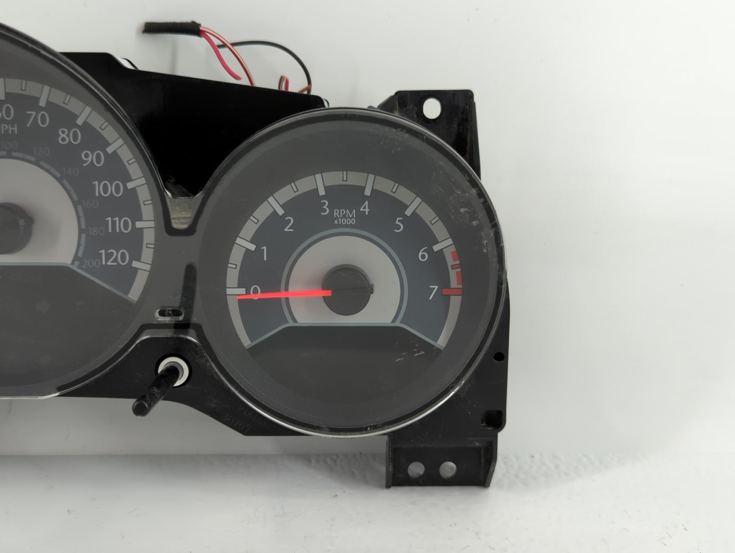 2011-2014 Chrysler 200 Instrument Cluster Speedometer Gauges P/N:P56046514AH Fits Fits 2011 2012 2013 2014 OEM Used Auto Par