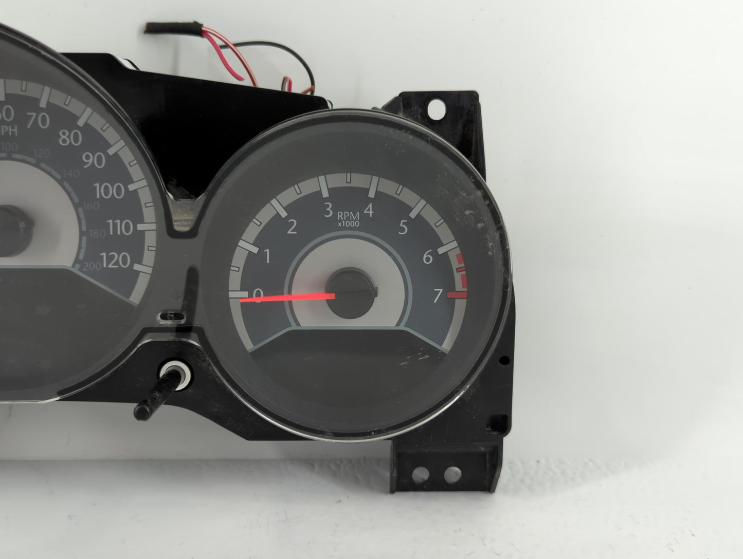 2011-2014 Chrysler 200 Instrument Cluster Speedometer Gauges P/N:P56046514AH Fits Fits 2011 2012 2013 2014 OEM Used Auto Par