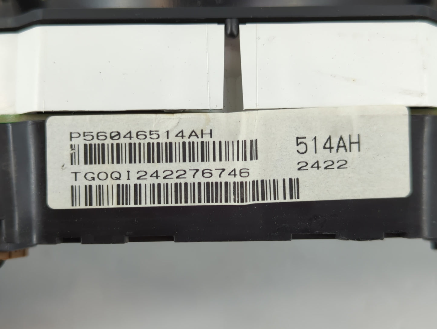 2011-2014 Chrysler 200 Instrument Cluster Speedometer Gauges P/N:P56046514AH Fits Fits 2011 2012 2013 2014 OEM Used Auto Par