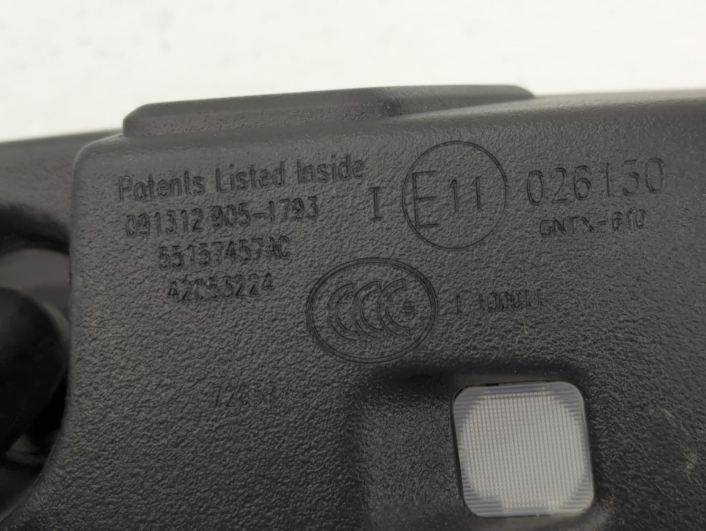 2011-2017 Chrysler 200 Interior Rear View Mirror Replacement OEM P/N:IE11026130 Fits OEM Used Auto Parts - Oemusedautoparts1