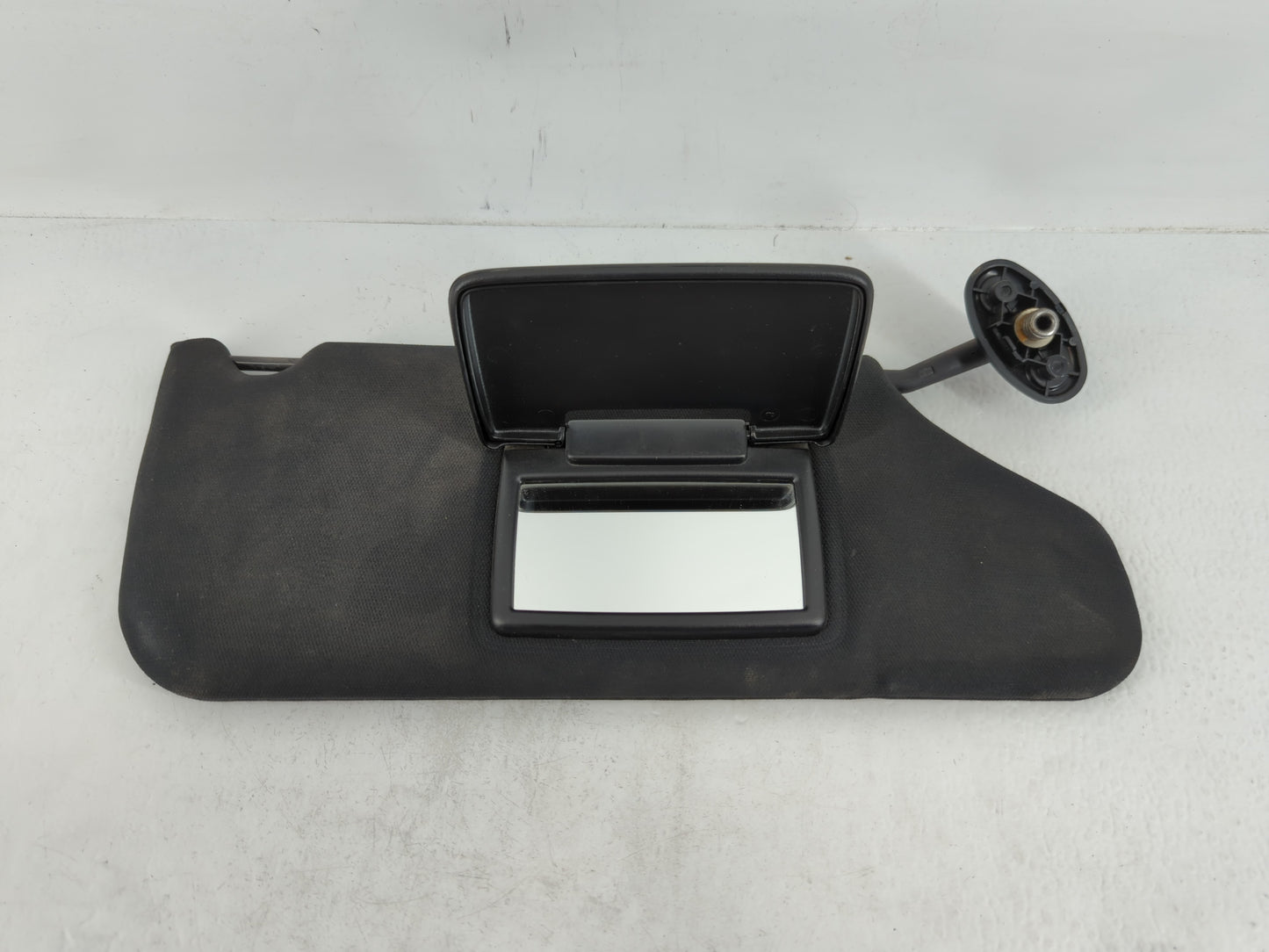 2011-2014 Chrysler 200 Sun Visor Shade Replacement Passenger Right Mirror Fits Fits 2011 2012 2013 2014 OEM Used Auto Parts 