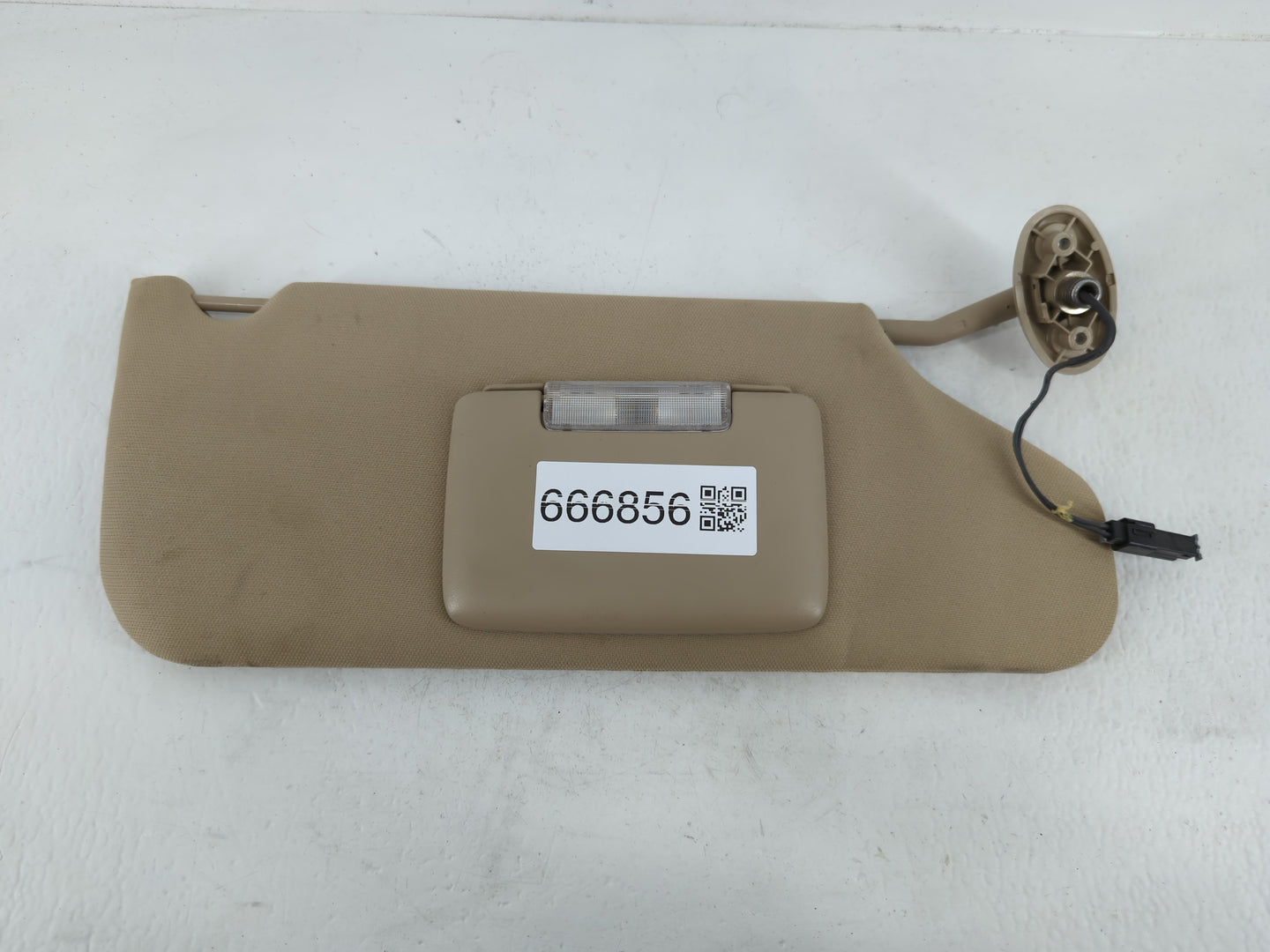 2011-2014 Chrysler 200 Sun Visor Shade Replacement Passenger Right Mirror Fits Fits 2011 2012 2013 2014 OEM Used Auto Parts 