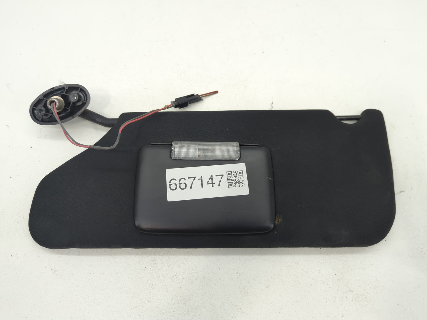 2011-2014 Chrysler 200 Sun Visor Shade Replacement Driver Left Mirror Fits Fits 2011 2012 2013 2014 OEM Used Auto Parts - Oe