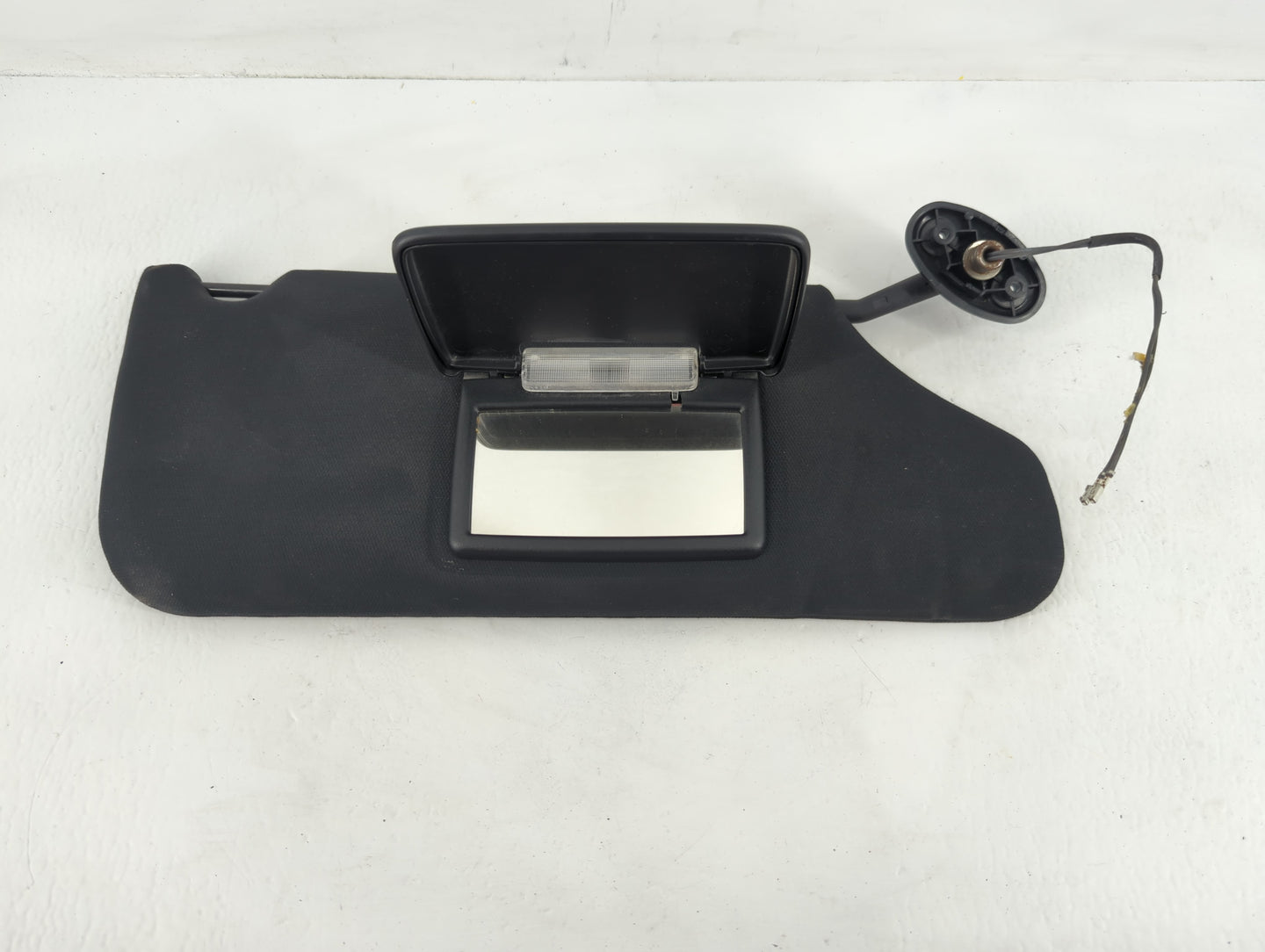 2011-2014 Chrysler 200 Sun Visor Shade Replacement Passenger Right Mirror Fits Fits 2011 2012 2013 2014 OEM Used Auto Parts 