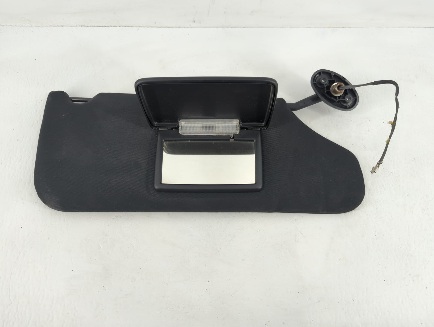 2011-2014 Chrysler 200 Sun Visor Shade Replacement Passenger Right Mirror Fits Fits 2011 2012 2013 2014 OEM Used Auto Parts 