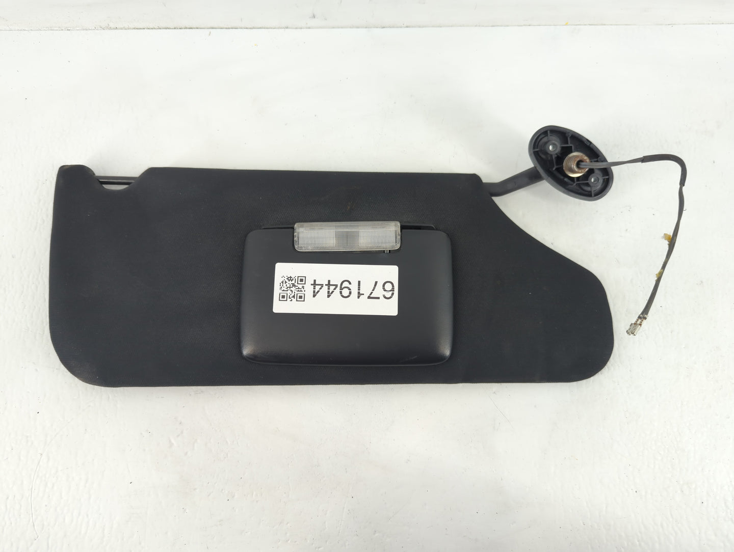 2011-2014 Chrysler 200 Sun Visor Shade Replacement Passenger Right Mirror Fits Fits 2011 2012 2013 2014 OEM Used Auto Parts 