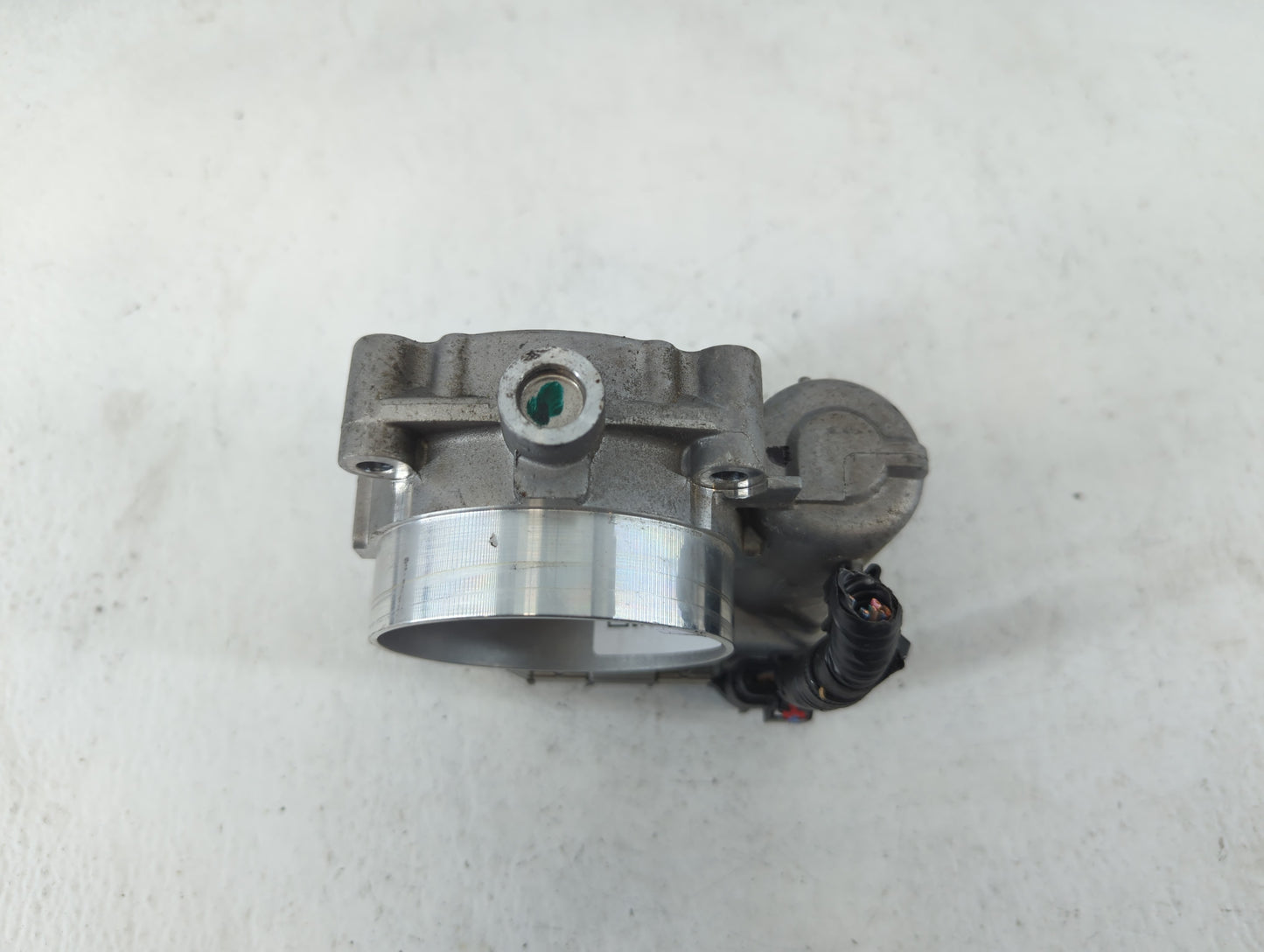 2011-2017 Chrysler 200 Throttle Body P/N:0 280 750 770 05184349AC Fits OEM Used Auto Parts - Oemusedautoparts1.com