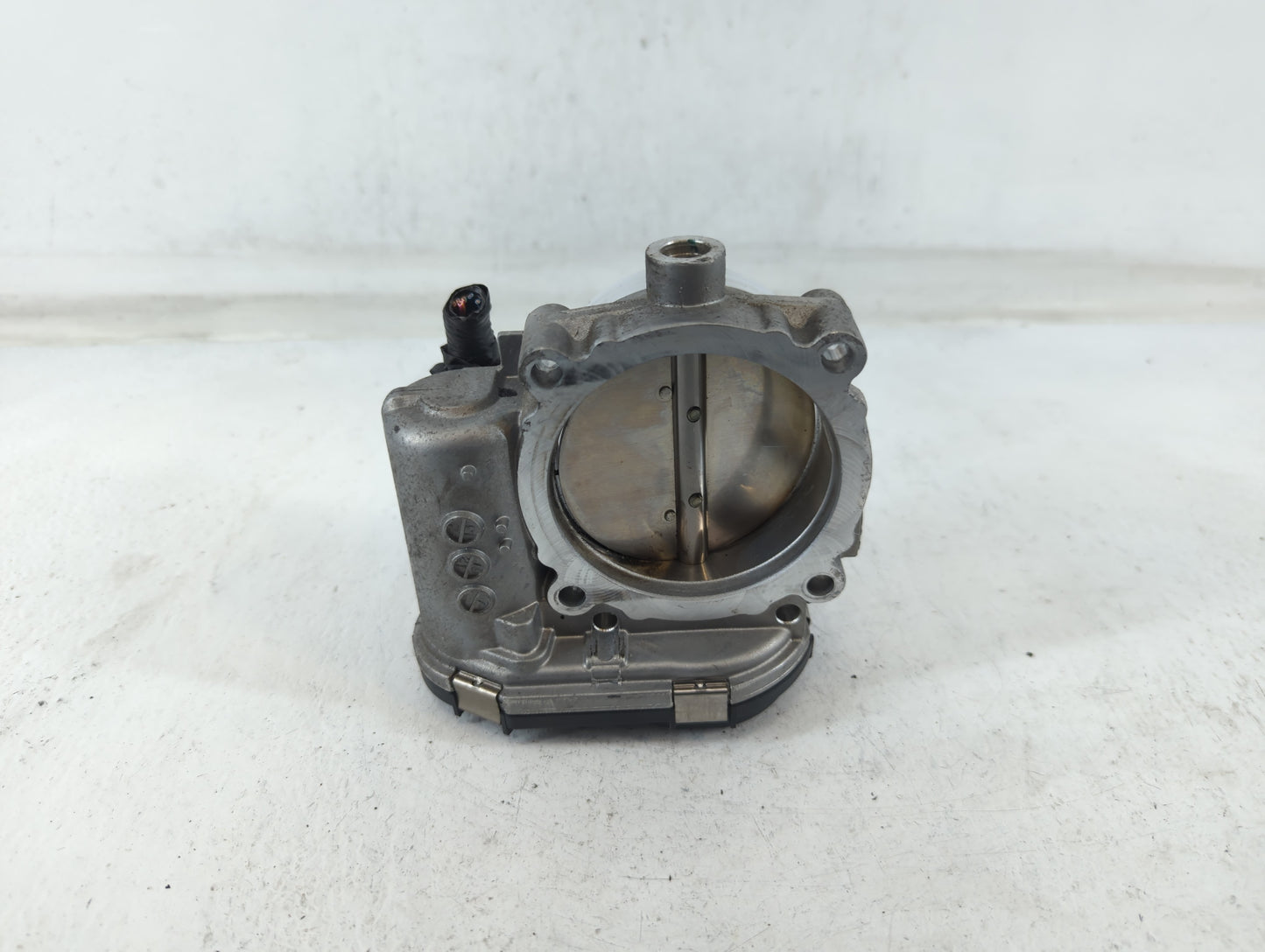 2011-2017 Chrysler 200 Throttle Body P/N:0 280 750 770 05184349AC Fits OEM Used Auto Parts - Oemusedautoparts1.com