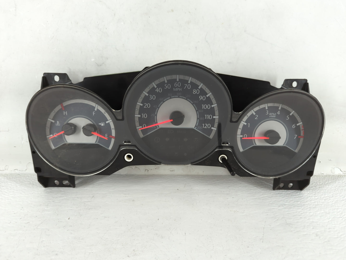 2011-2014 Chrysler 200 Instrument Cluster Speedometer Gauges P/N:P56046514AH Fits Fits 2011 2012 2013 2014 OEM Used Auto Par
