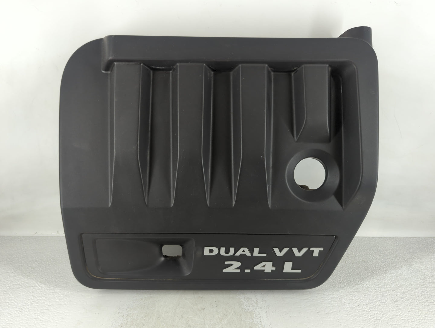 2013 Chrysler 200 Engine Cover - Oemusedautoparts1.com